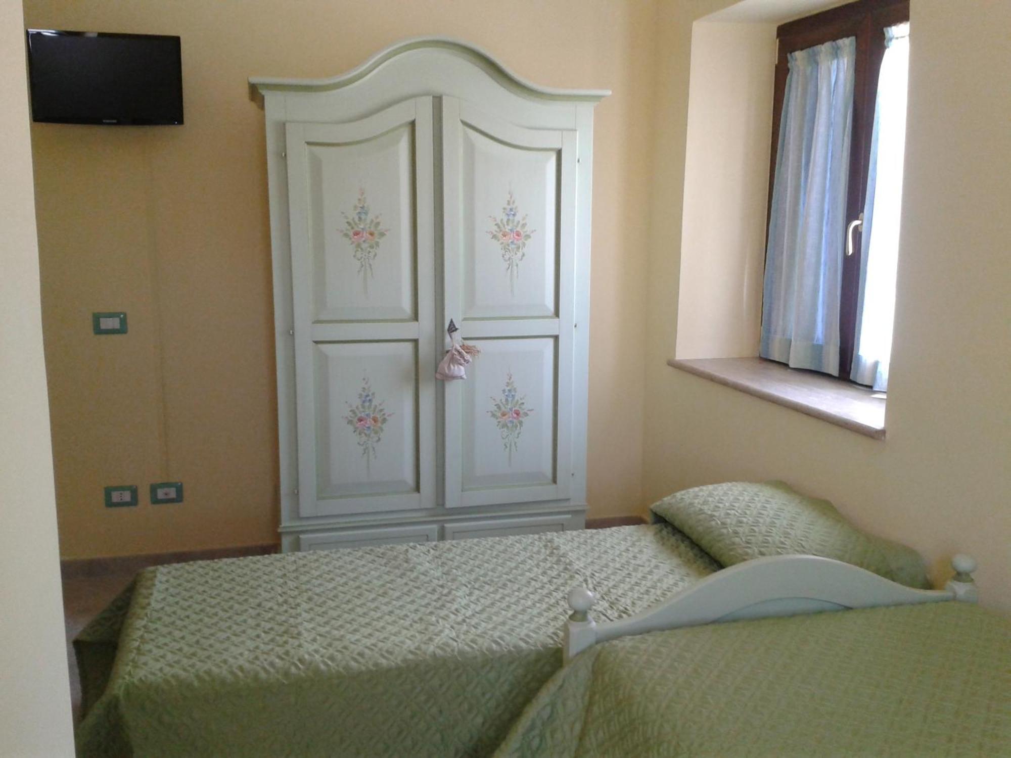 Azienda Agrituristica La Tenuta Del Falco Piedimonte San Germano Værelse billede